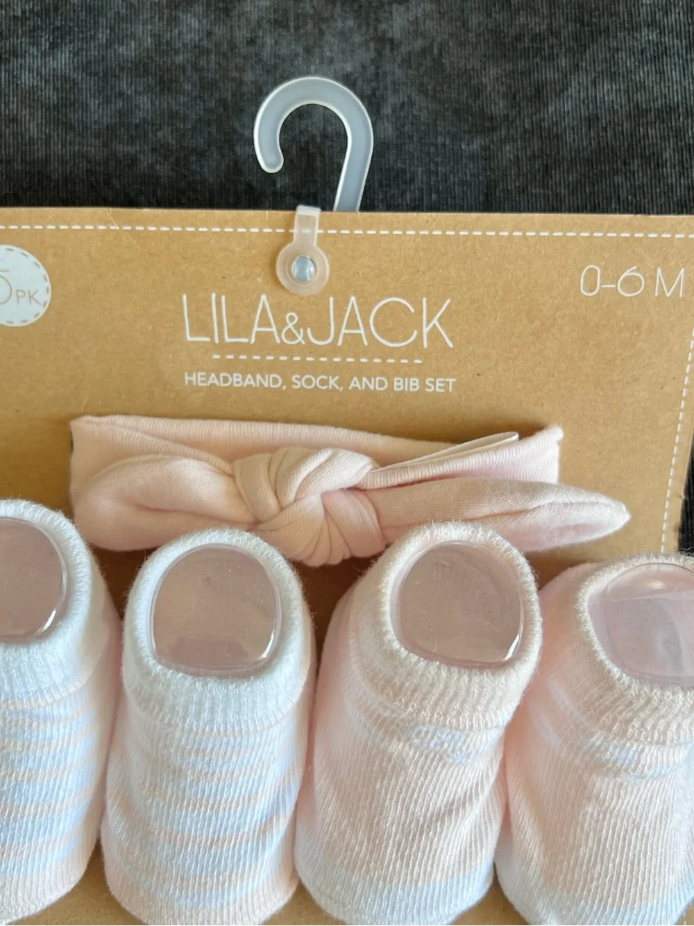 NWT Lila & Jack Headband, Sock and Bib Set Size 0-6 Months